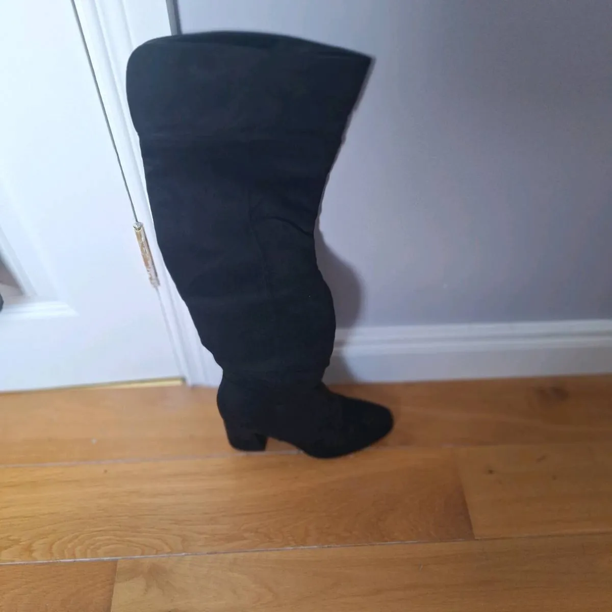 New Look Over the knee Faux Suede Boots - Image 2