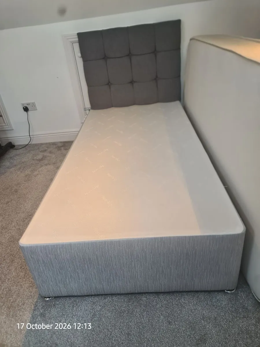 SINGLE BED VESPA MATRESS & HEADBOARD - Image 2