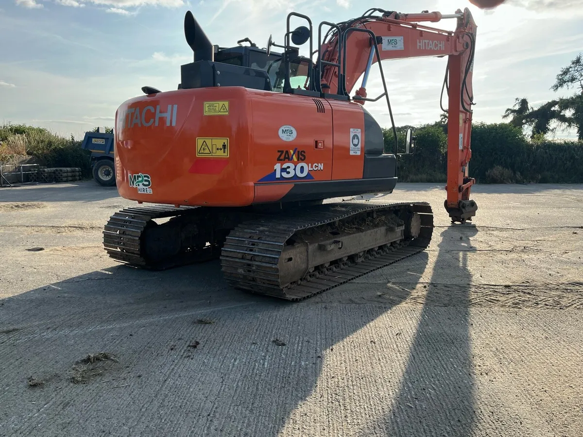 Hitachi 130-6 - Image 4