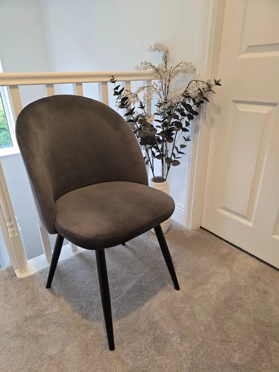 Grey Velvet Accent Chair - Image 3