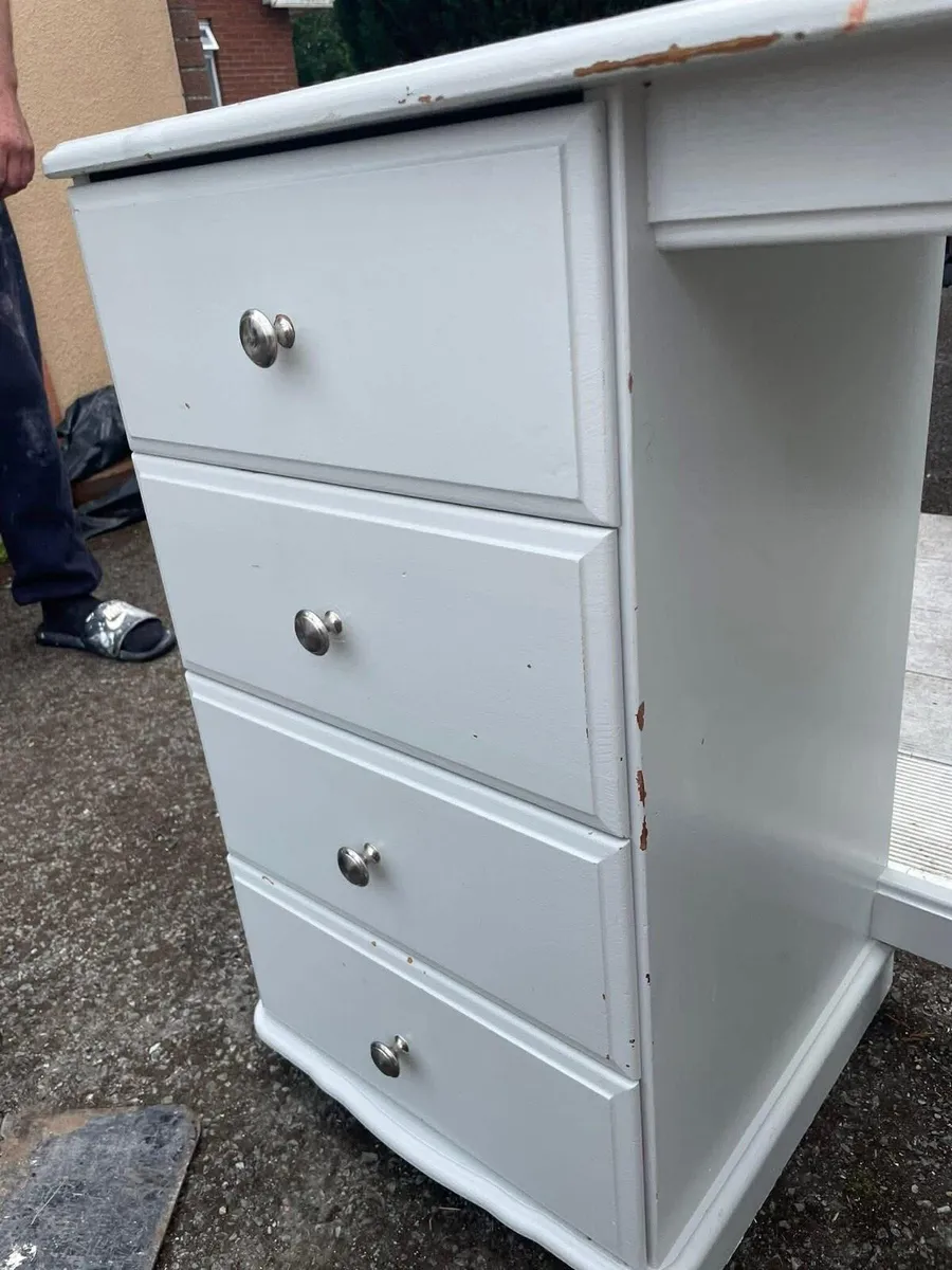 wooden study desk €70 - Image 3