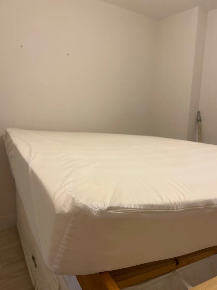 Mattress topper double bed - Free - Image 1