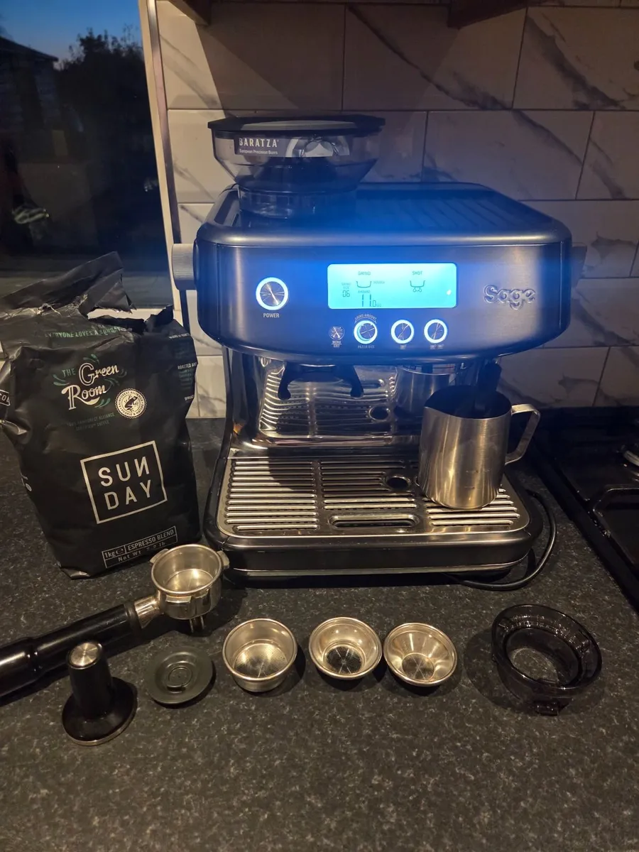 Sage The Barista Pro Coffee Maker Black Stainless - Image 3
