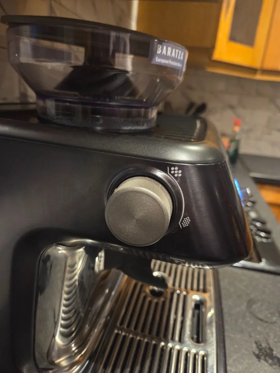 Sage The Barista Pro Coffee Maker Black Stainless - Image 4
