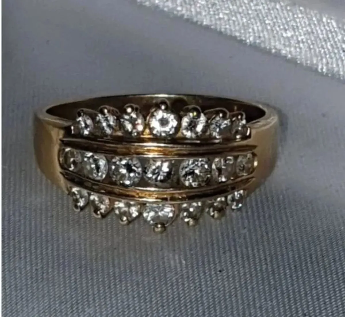 Vintage 18ct Gold & Diamond Ring - Image 2
