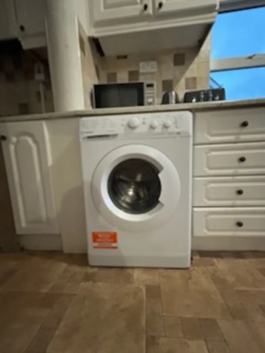 ***Furniture & Appliances House Clear ** - Image 1