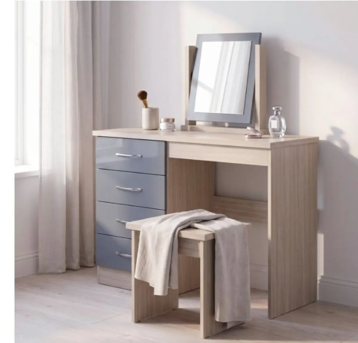 Nevada 4 Drawer Dressing Table Set - Image 3