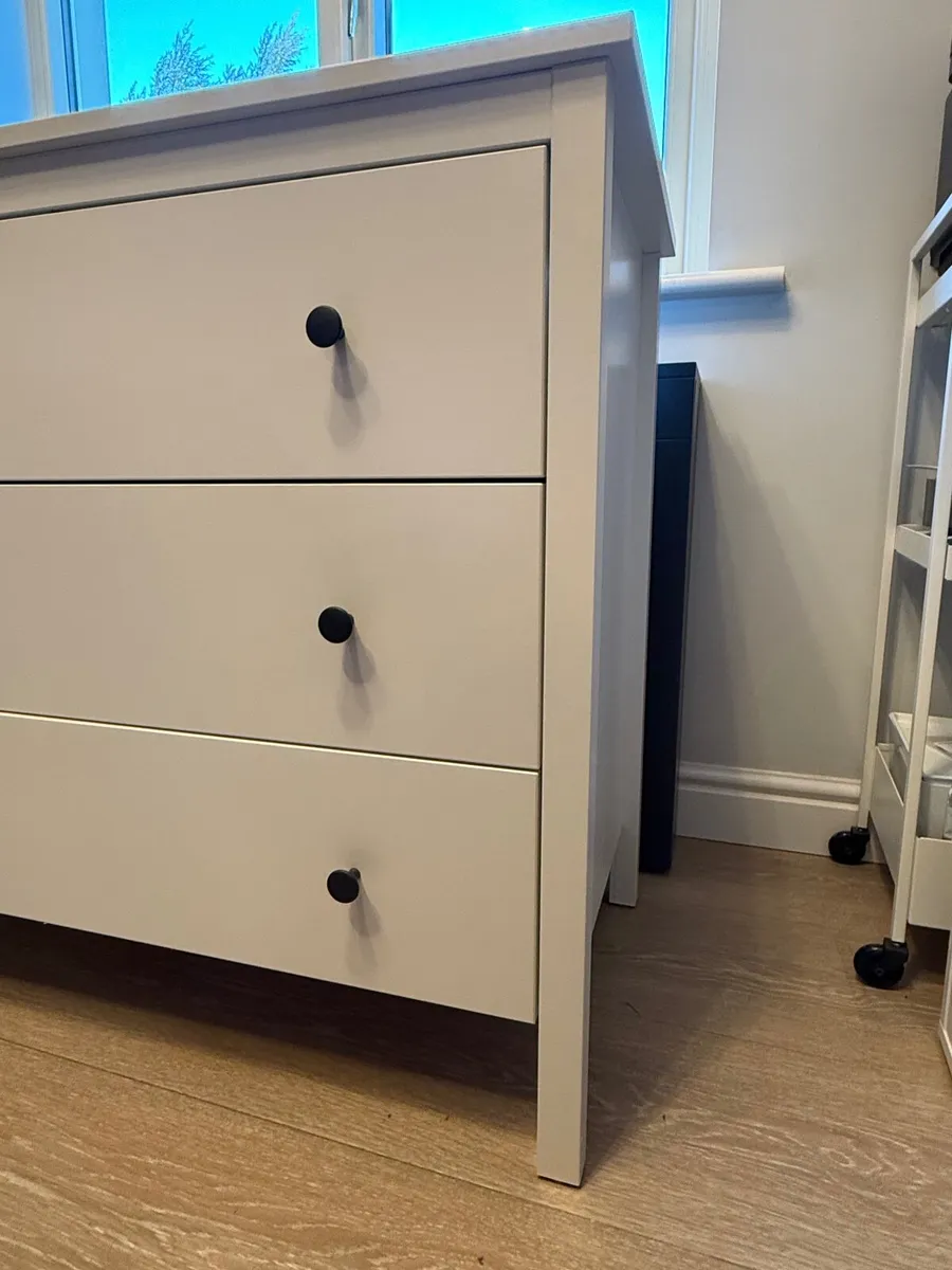 HEMNES Chest of 3 drawers - Image 4