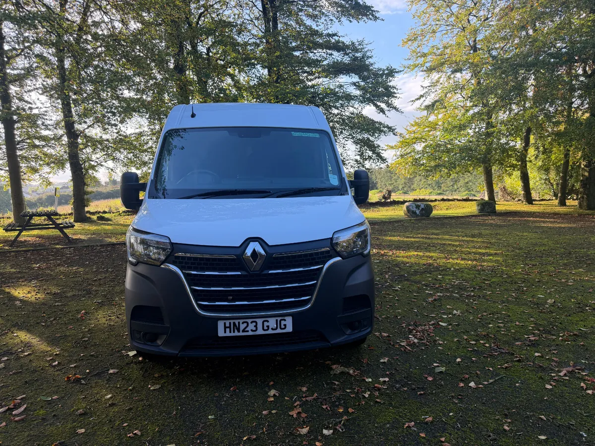 Renault Master 2023 - Image 2