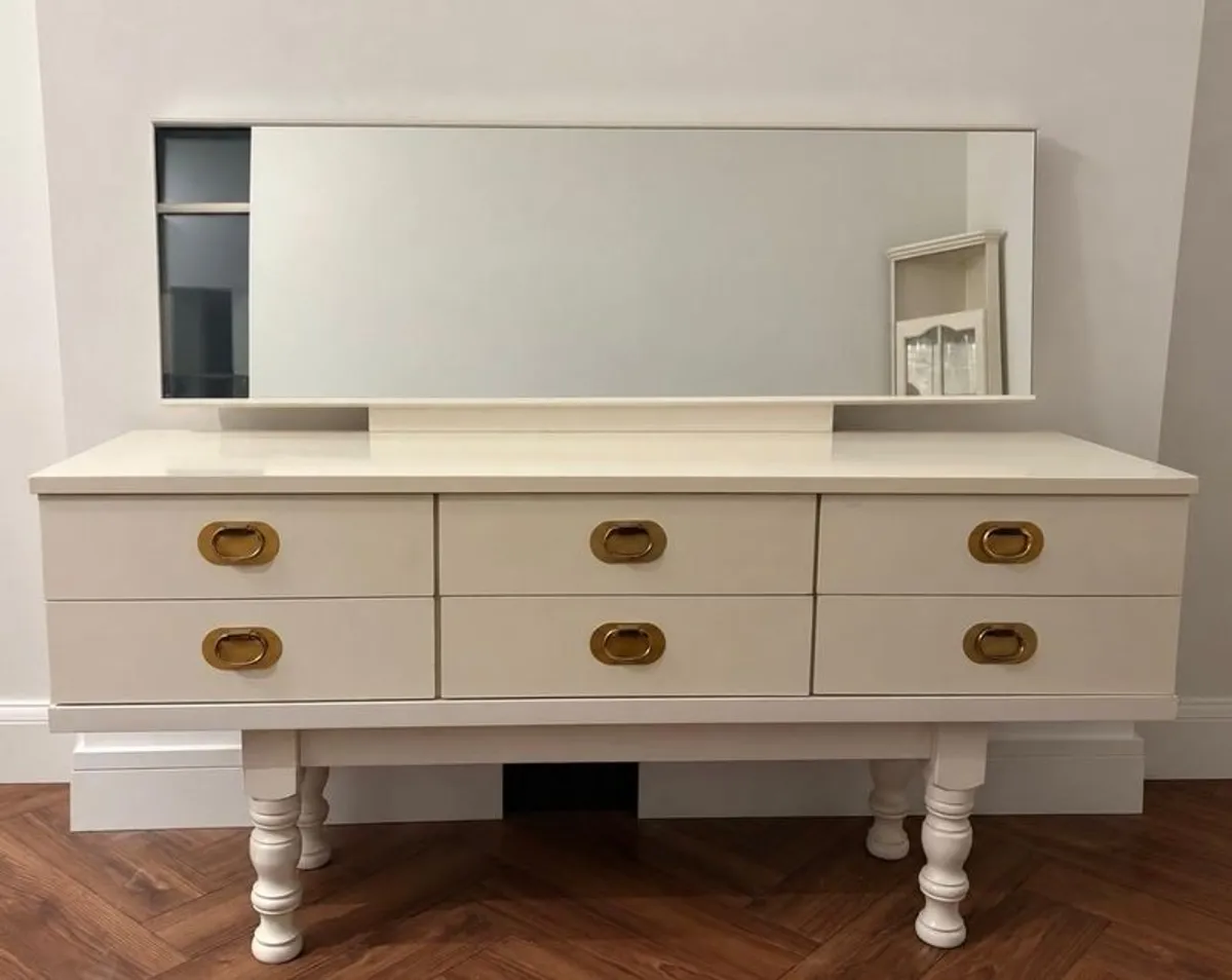 Vintage Mid-Century Austinsuite Dressing Table from Arnotts, Henry Street, circa 1960 - Image 1