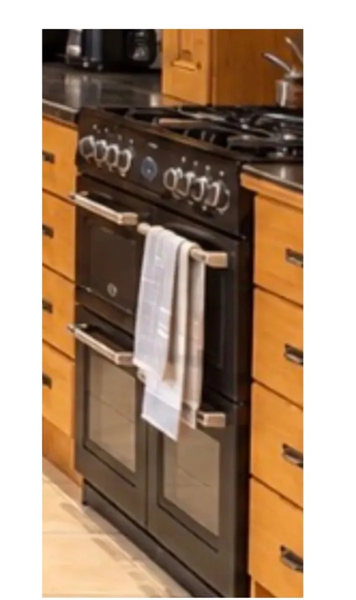 Kitchen Oven - Image 2