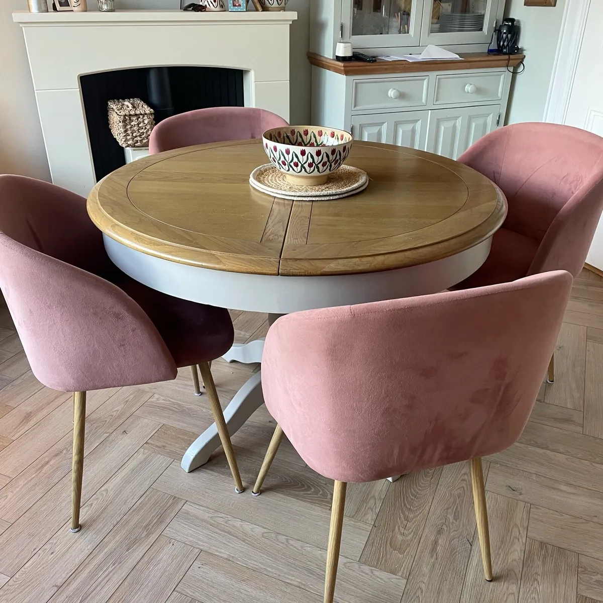 Dining chairs - Image 1