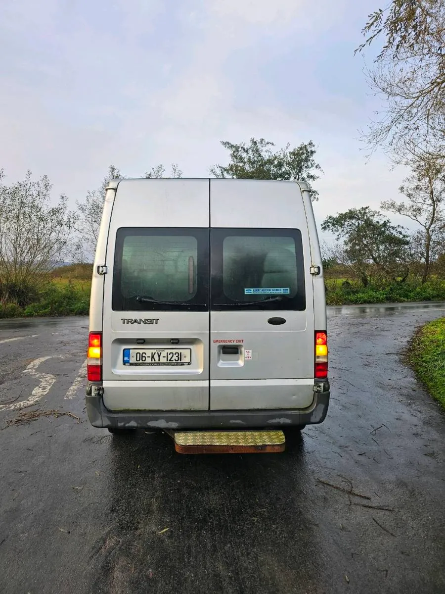 Ford Transit - Image 2