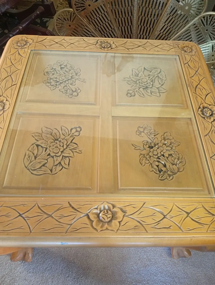 Vintage side table - Image 2