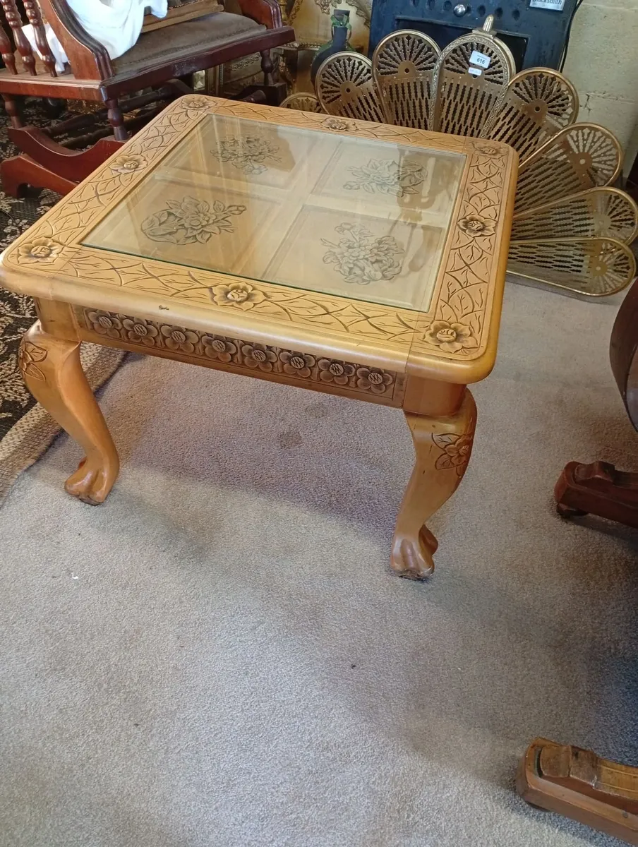 Vintage side table - Image 1