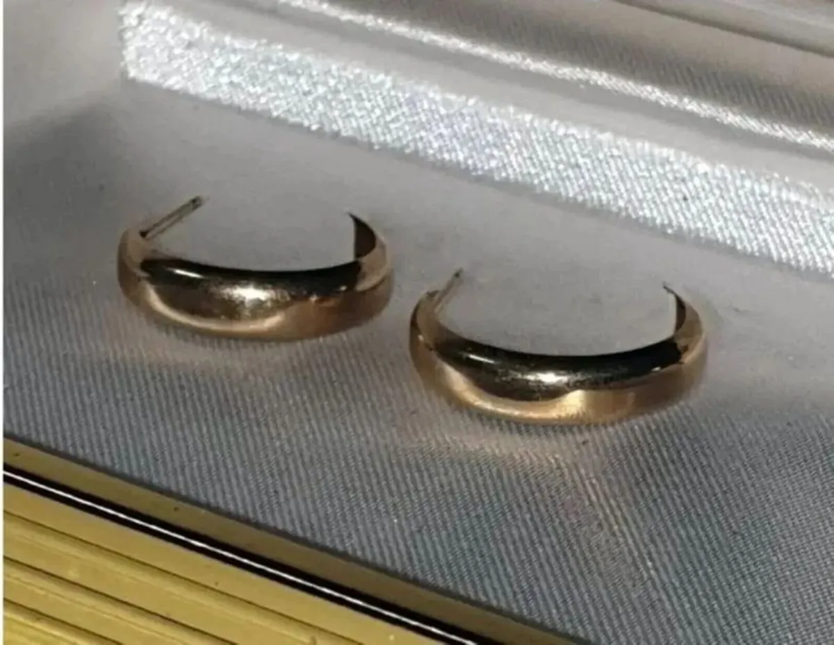 Vintage Hallmarked 9ct Gold 'Demi' Hoops - Image 3
