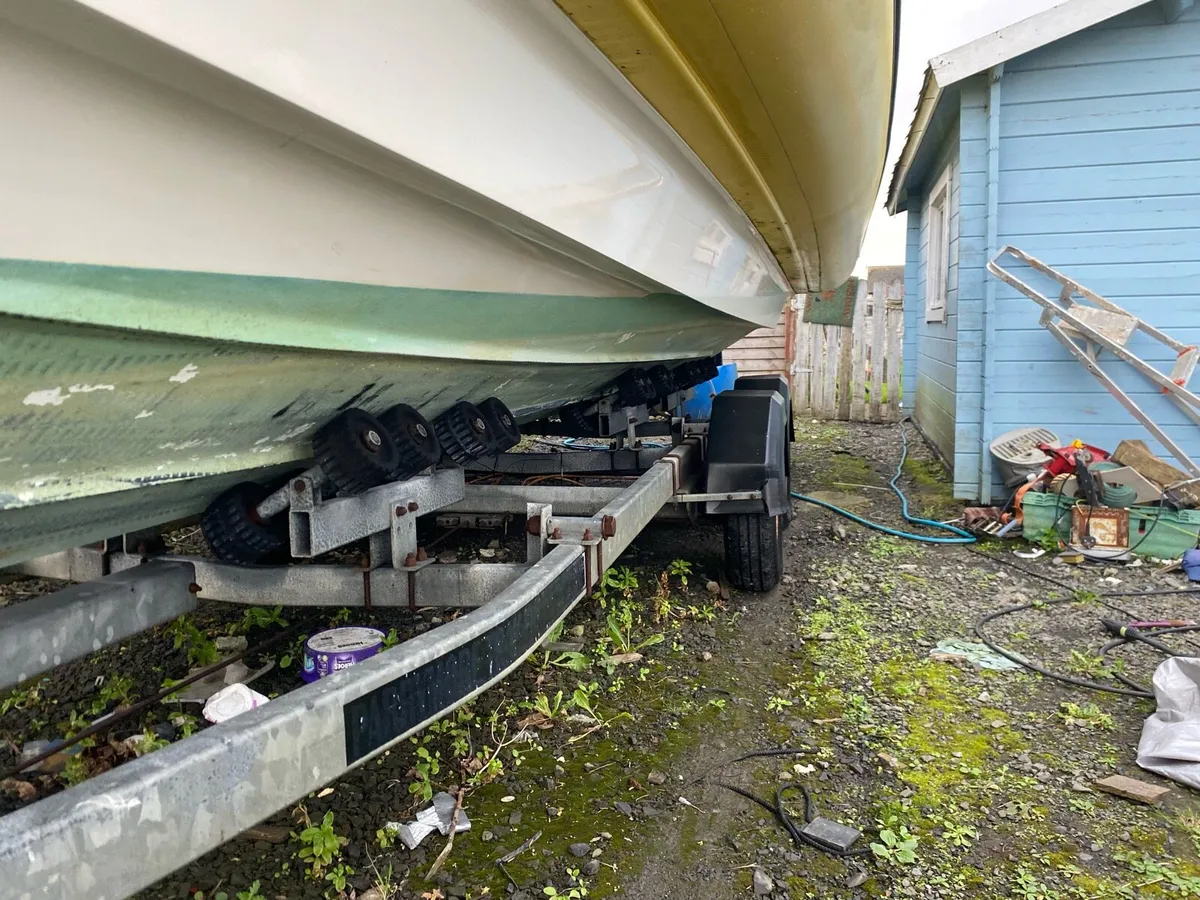 Twin axle boat trailer - Image 1