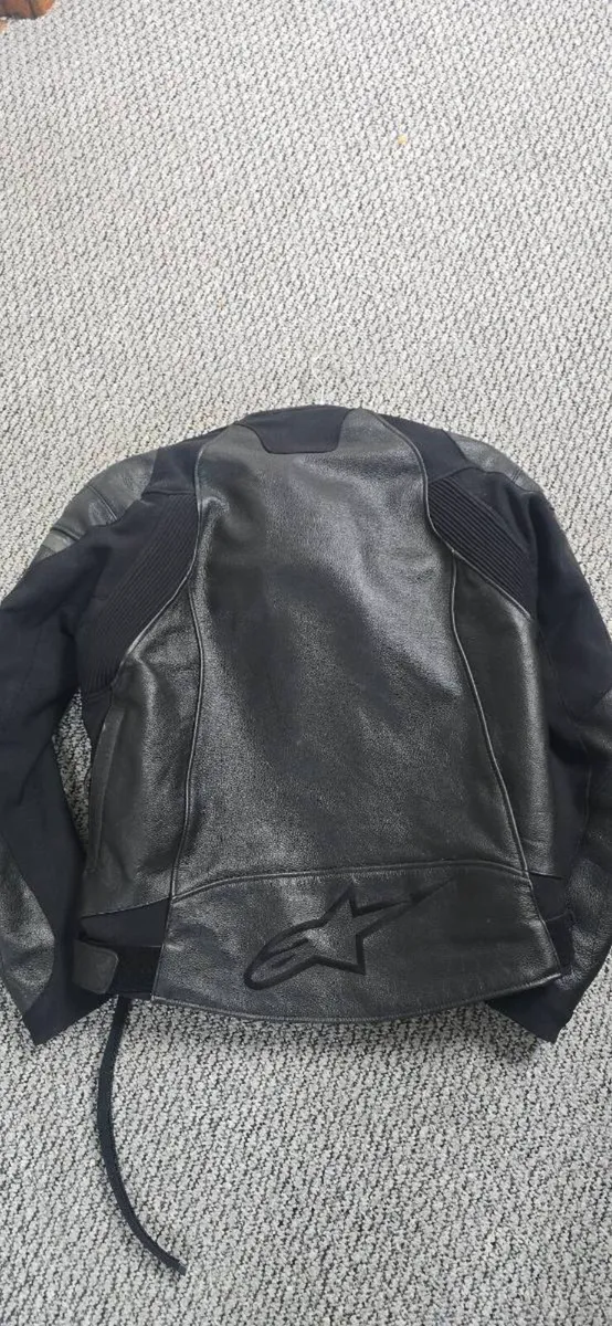 Alpinestars motorbike jacket and trousers - Image 1