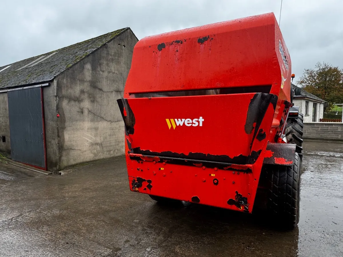 Farm machinery - Image 4