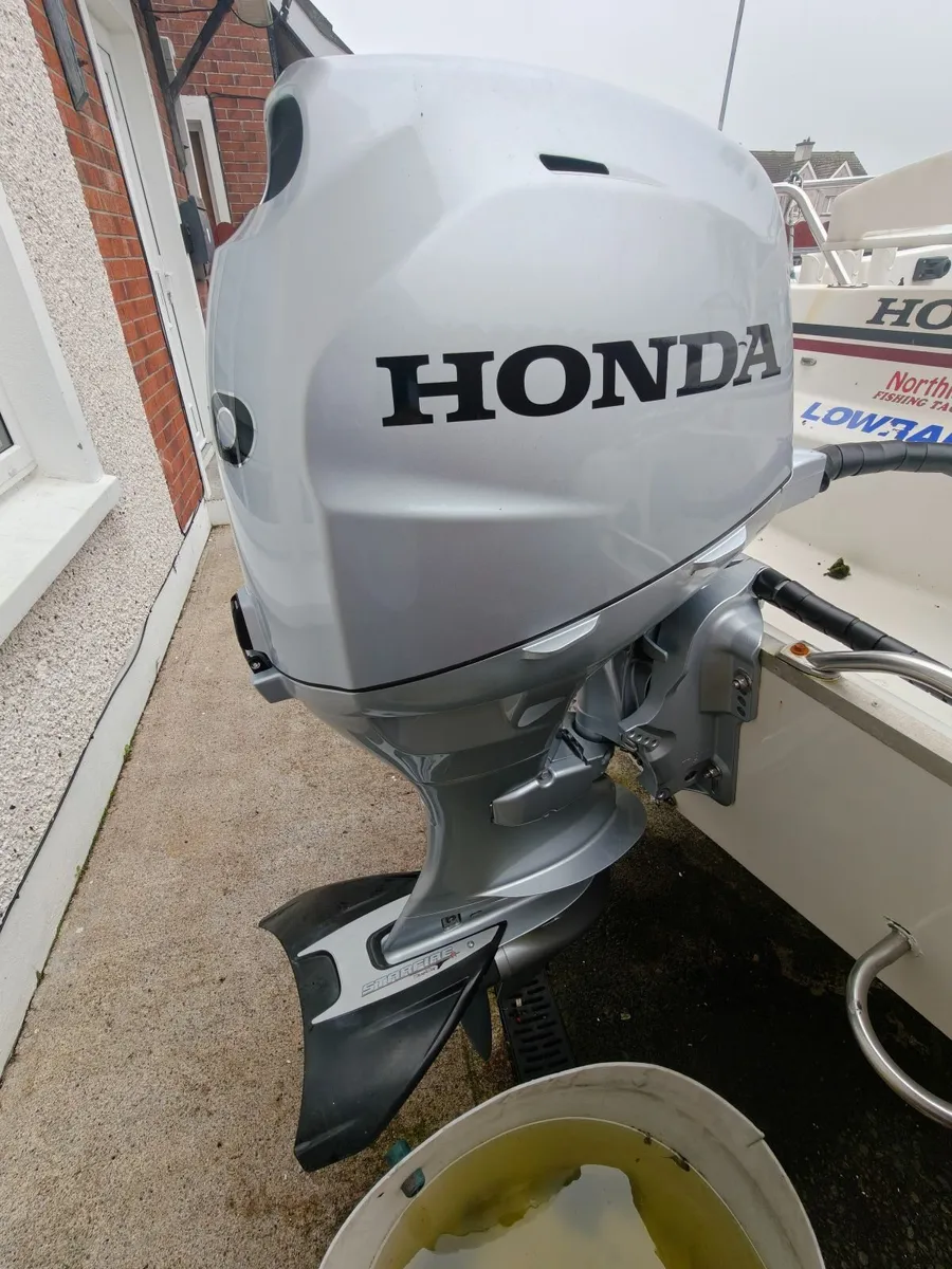 2024 Honda BF50 ( 20 HOURS ONLY) - Image 1