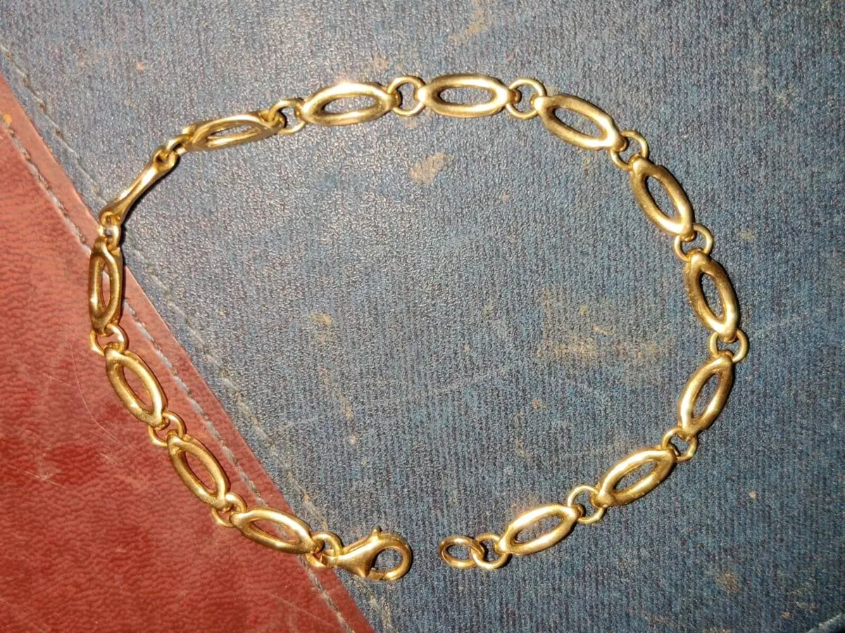 CHUNKY OVAL LINKS, 9CT SOLID Gold 8.28g Bracelet ! - Image 1