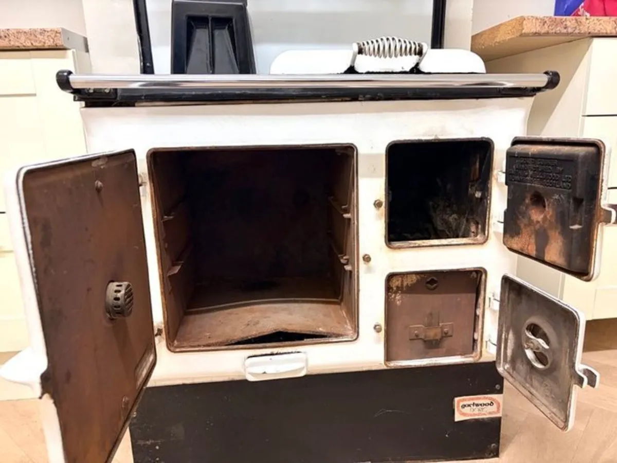 Aga Style Vintage Doric Cast Iron Range Cooker - Image 3