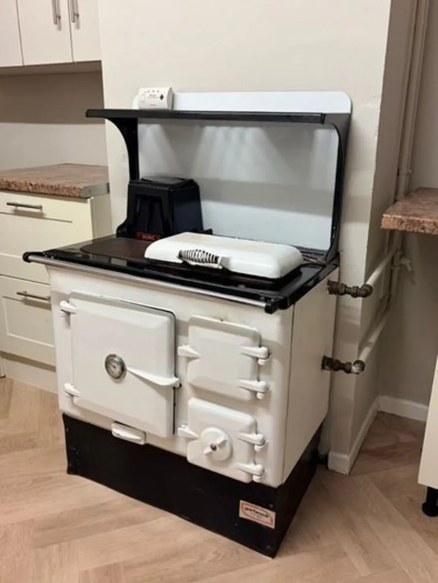 Aga Style Vintage Doric Cast Iron Range Cooker - Image 1