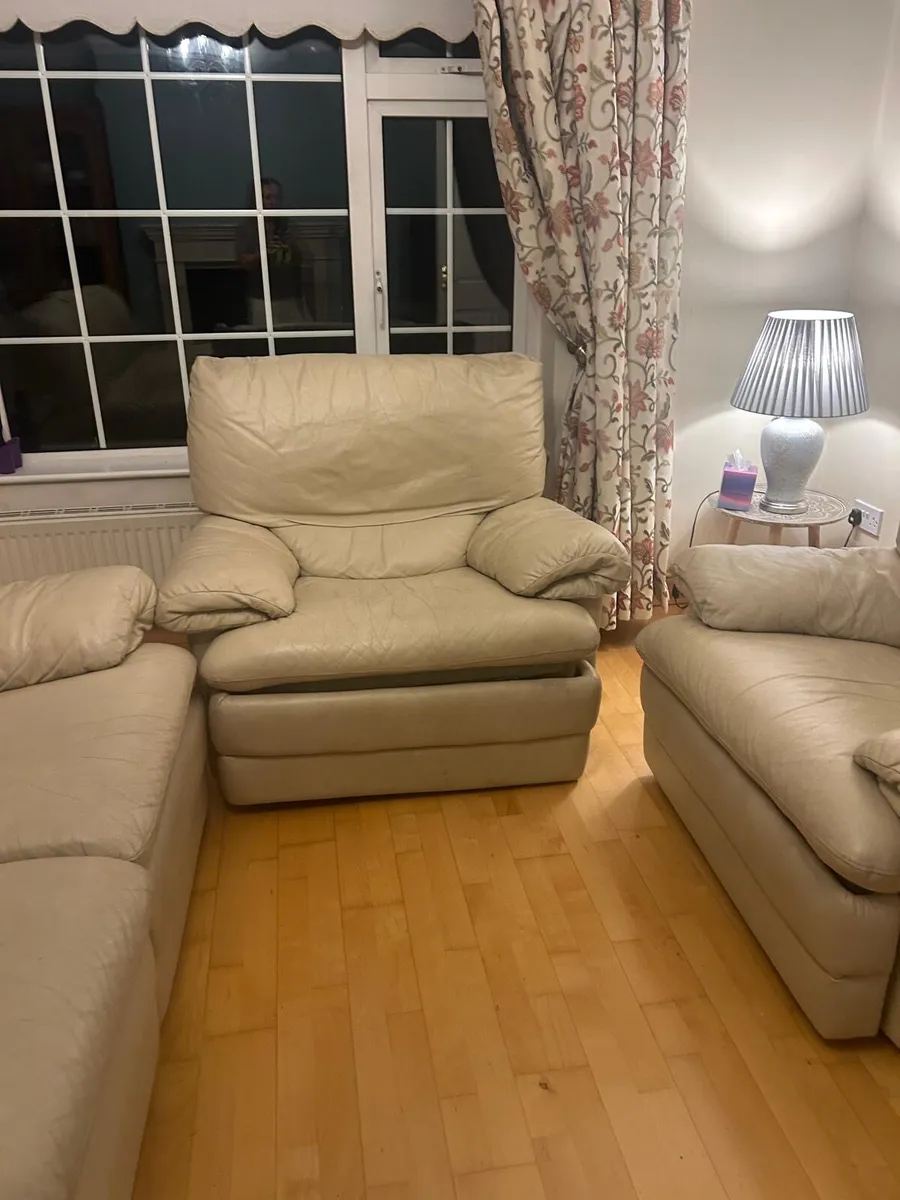Cream leather sofa set - Image 2
