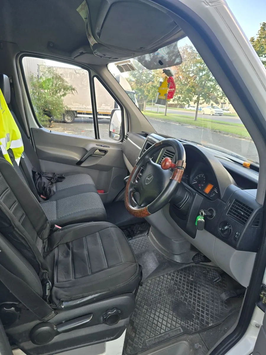 Mercedes-Benz Sprinter 2008 - Image 3
