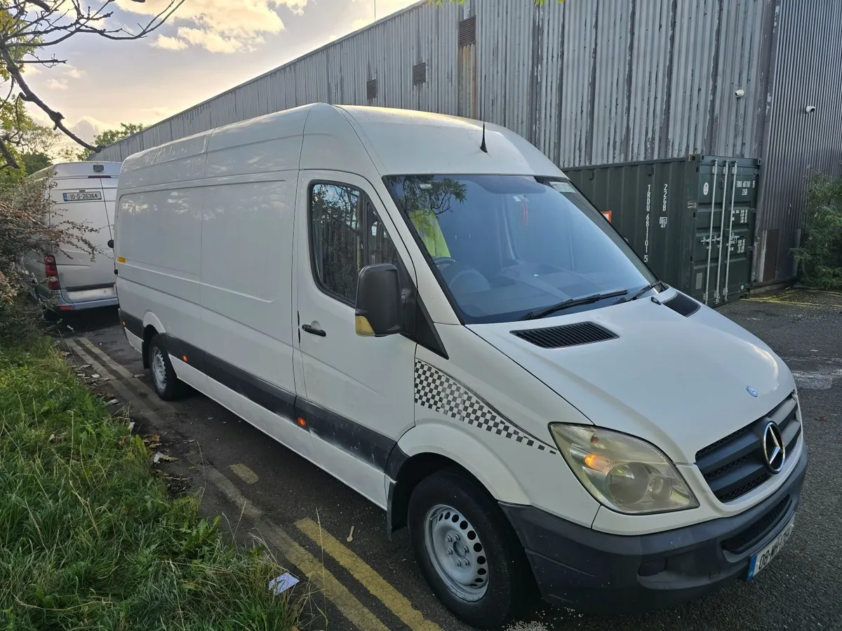 Mercedes-Benz Sprinter 2008 - Image 4