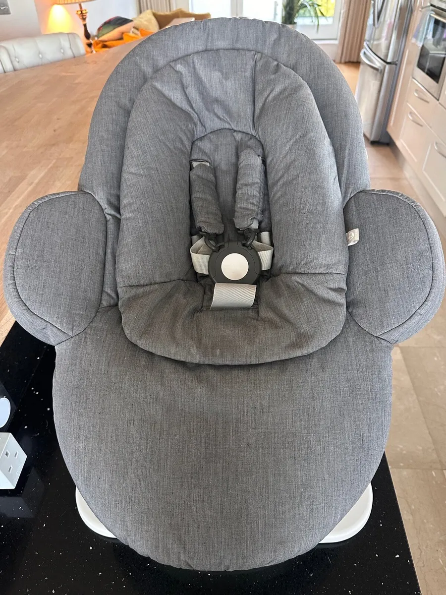 Stokke baby bouncer - Image 4