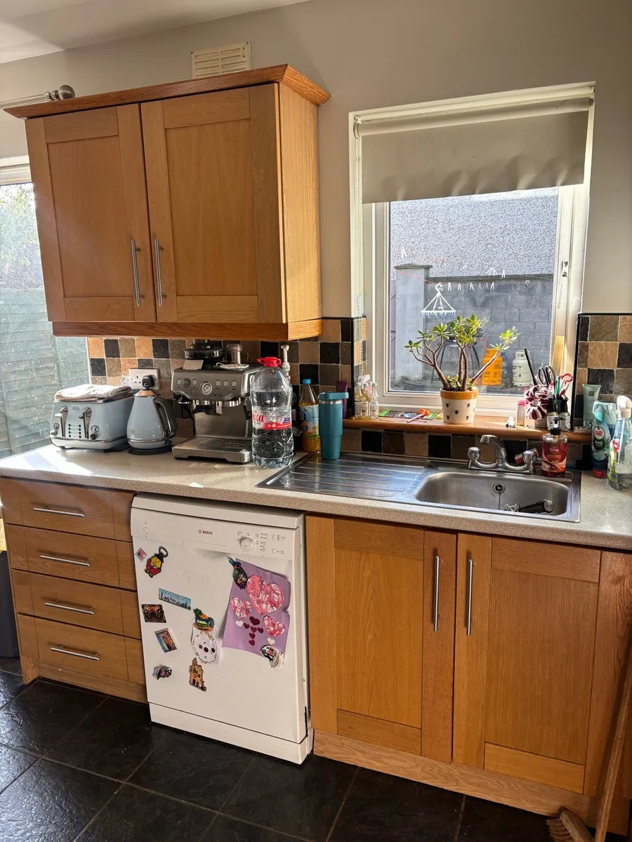 Kitchen cabinets - Image 2