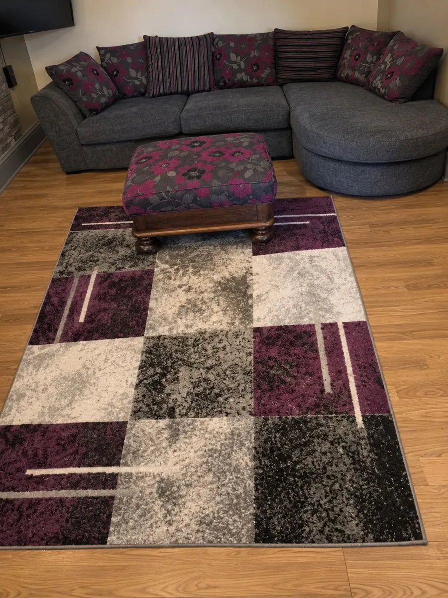 Large L shape sofa - Image 1