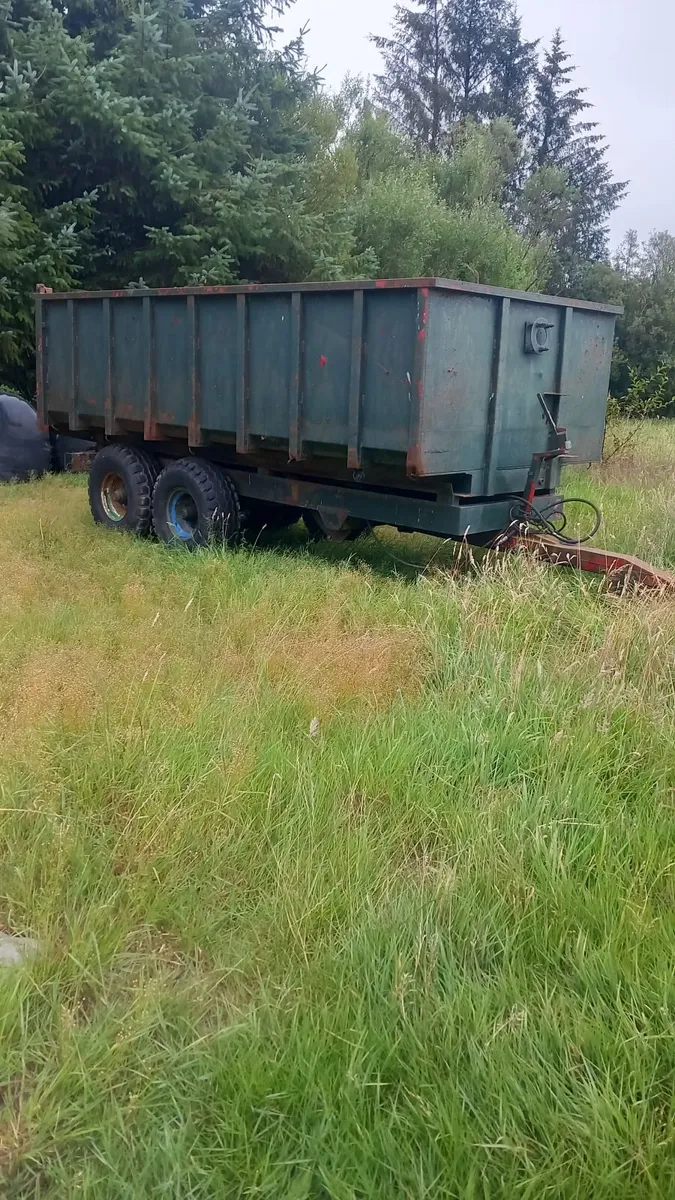 Trailer - Image 4
