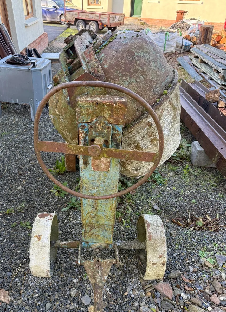 Cement Mixer - Image 2