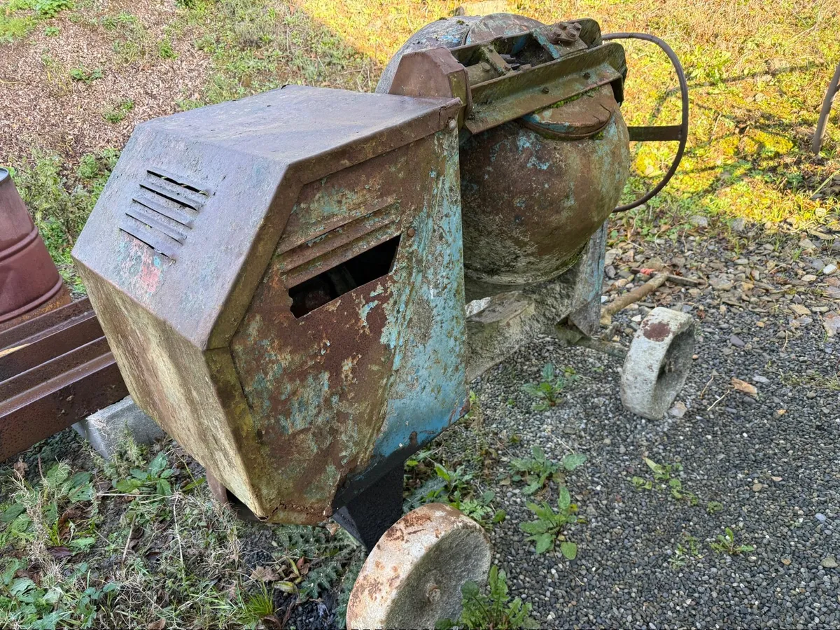 Cement Mixer - Image 4
