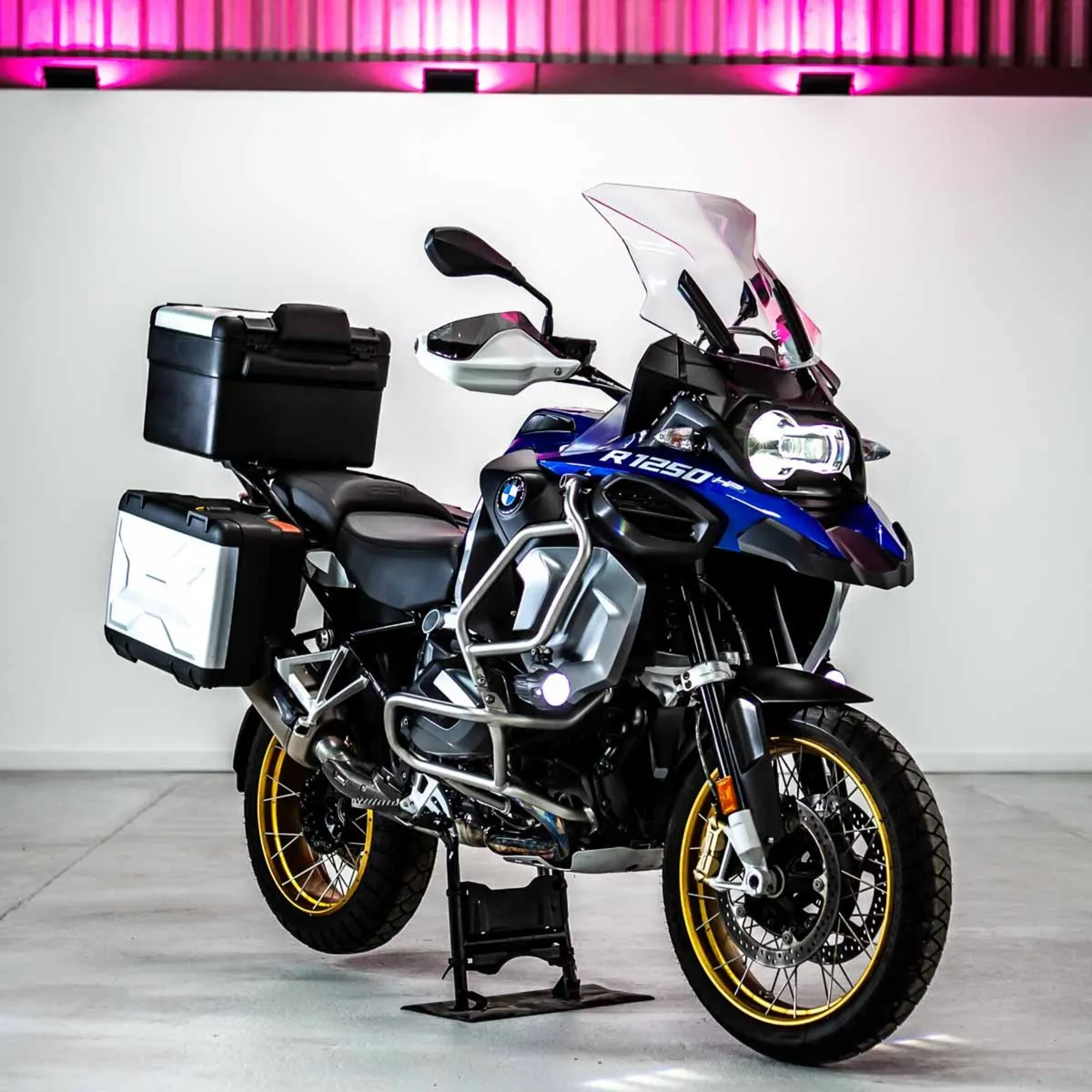 BMW R 1250 GS Adventure - Image 1