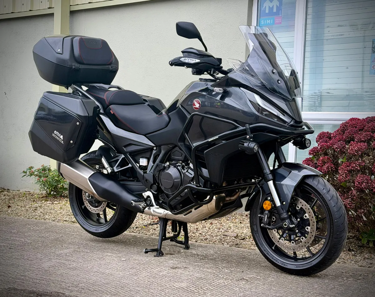 241 Honda NT1100 - Image 2