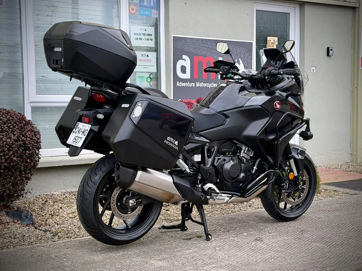 241 Honda NT1100 - Image 3
