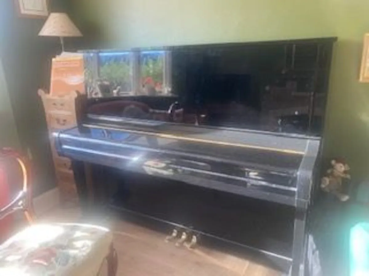 piano - Image 3