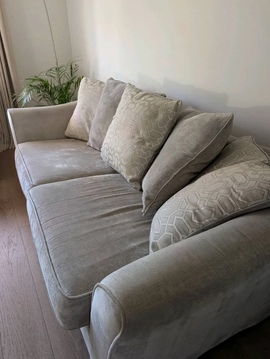 Sofa, 2 & 3 seater - Image 2
