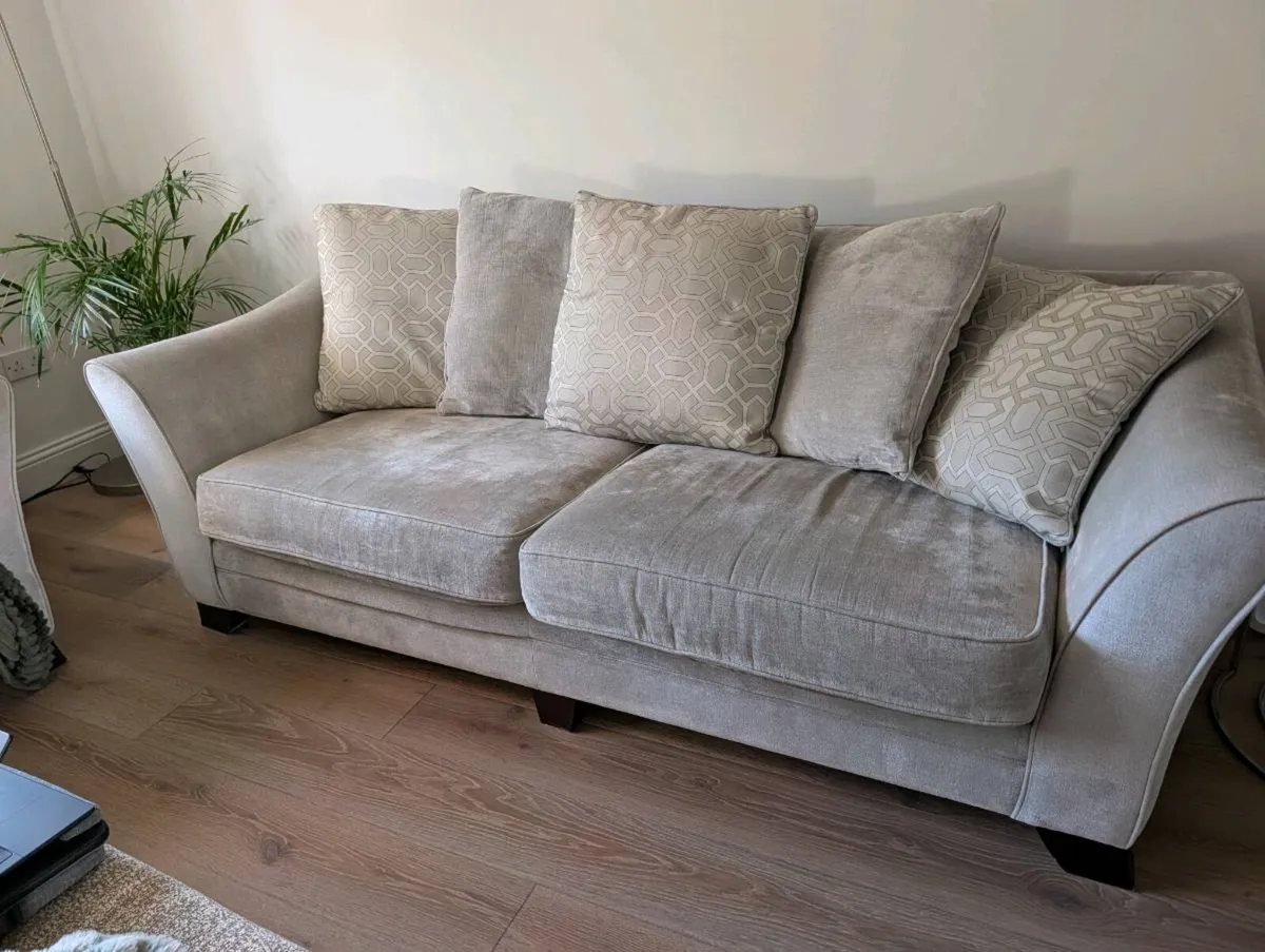 Sofa, 2 & 3 seater - Image 3