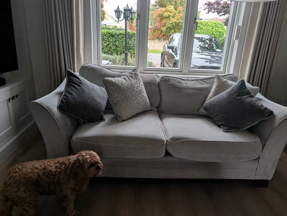 Sofa, 2 & 3 seater - Image 4