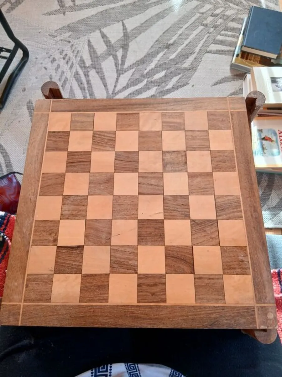 Chess and draught board game - Image 2