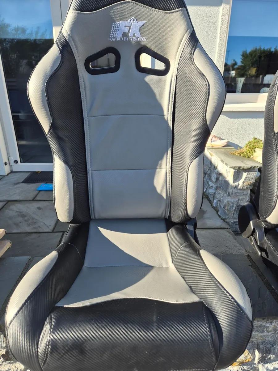 Sports seats - Image 4
