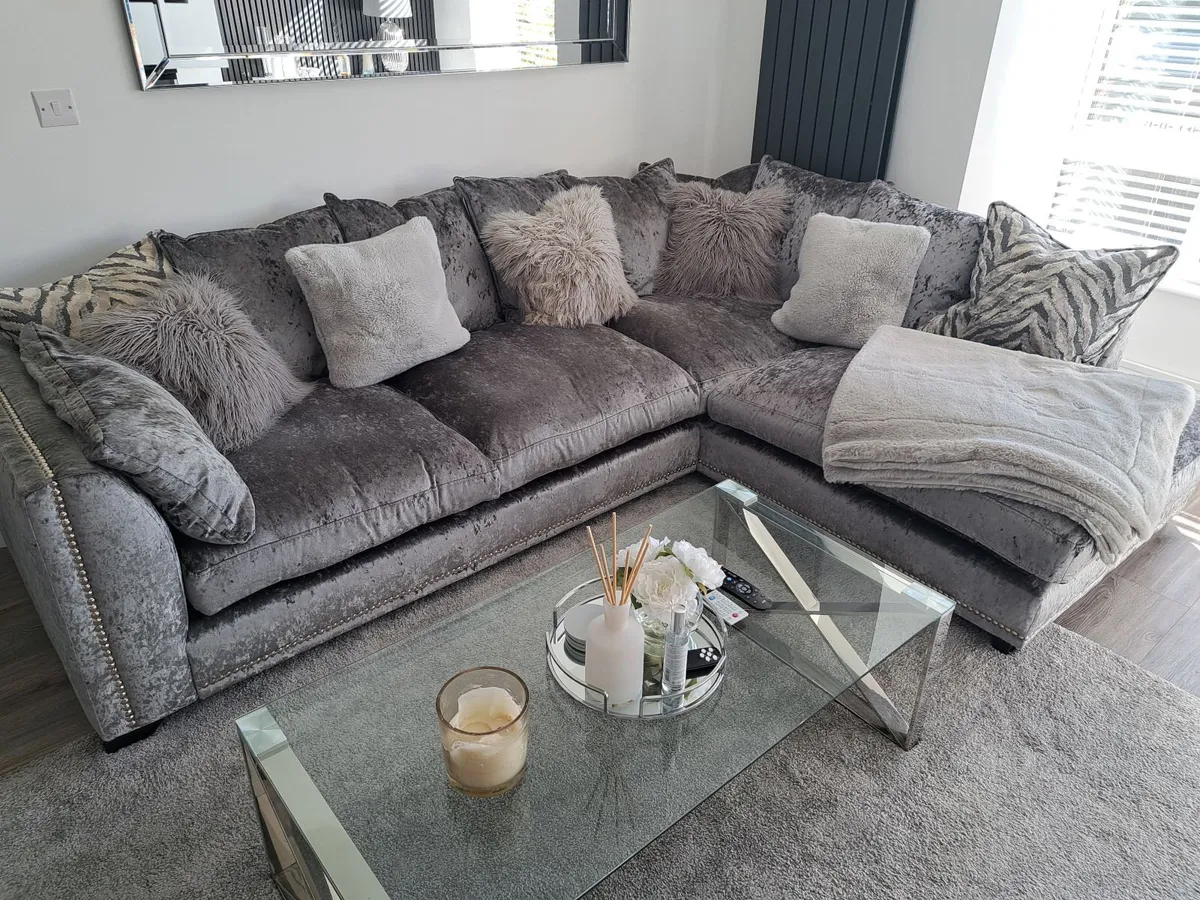 Sofa - Image 3
