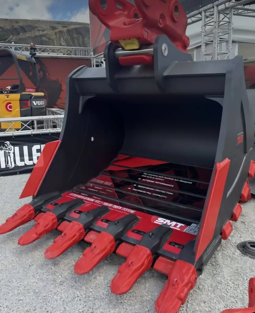 Miller Rock Buckets. - Image 2