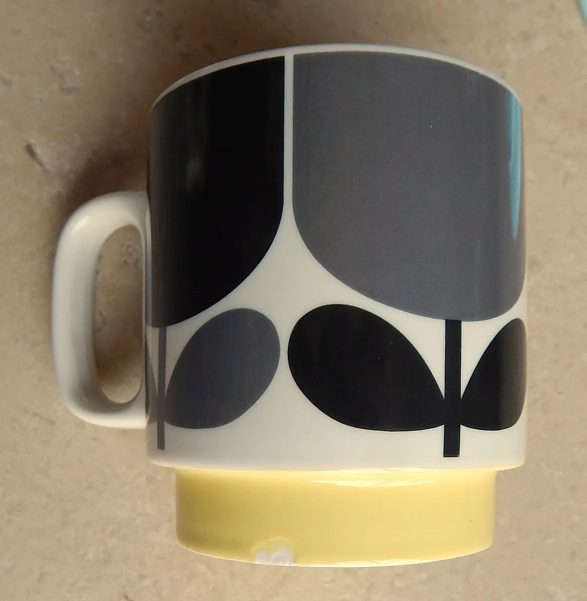 Selection of Orla Kiely Crockery - Image 2