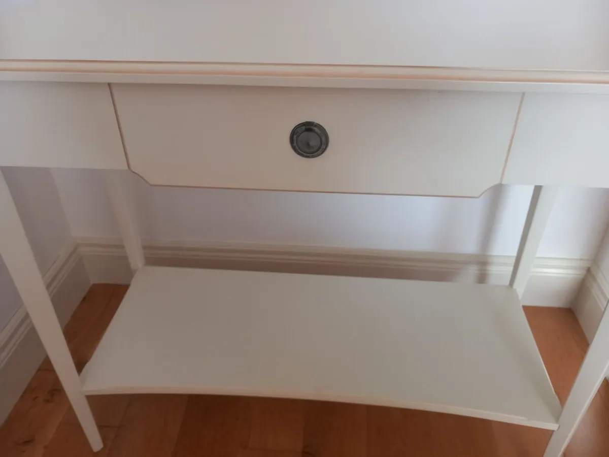 Table - Image 2