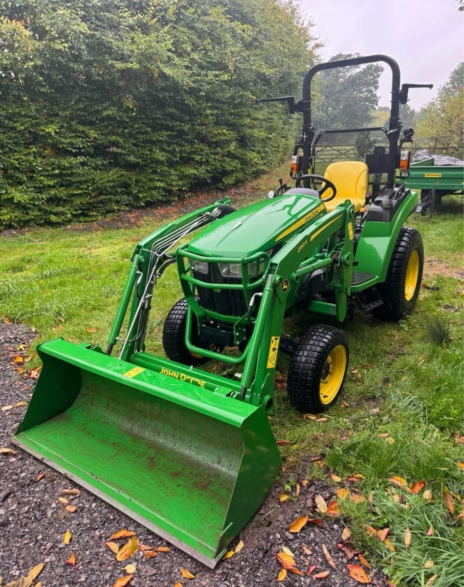 John Deere Tractor with lots of attachments No Vat - Image 1